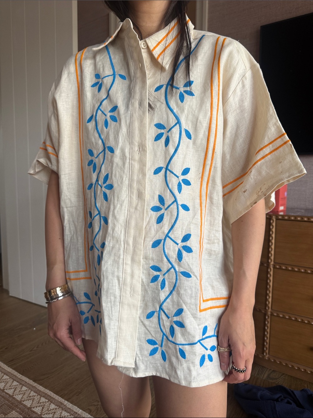 Cream Short-Sleeve Button-Down Shirt with Blue Vine Embroidery